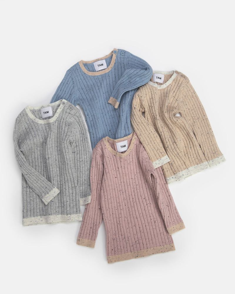 7AM - Long Sleeve Top - Hug Me