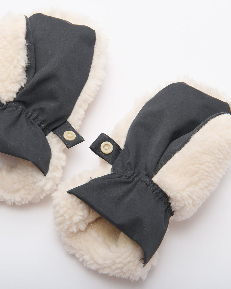 Sherpa Mittens • Benji Appliqué