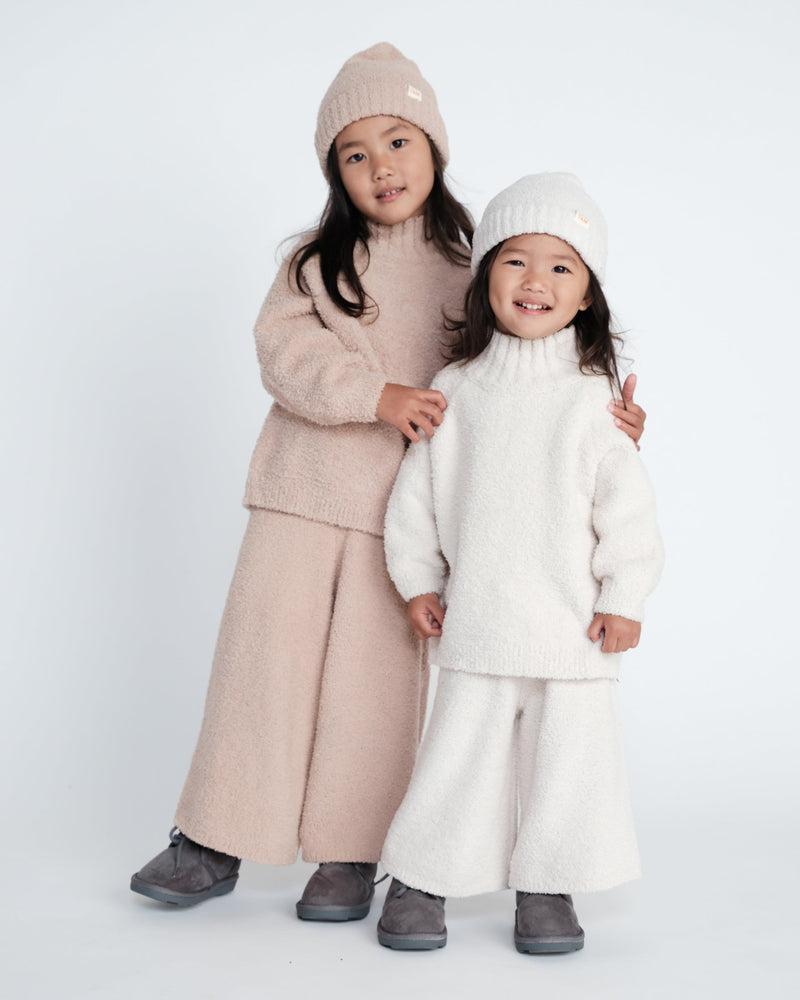 7AM - Boxy Mock Neck Sweater - Fuzzy