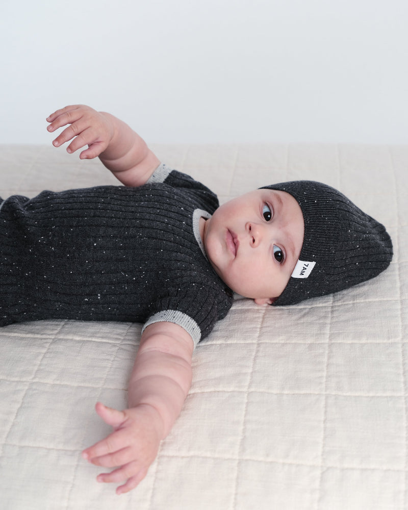 7AM - Short Sleeve Top - Hug Me