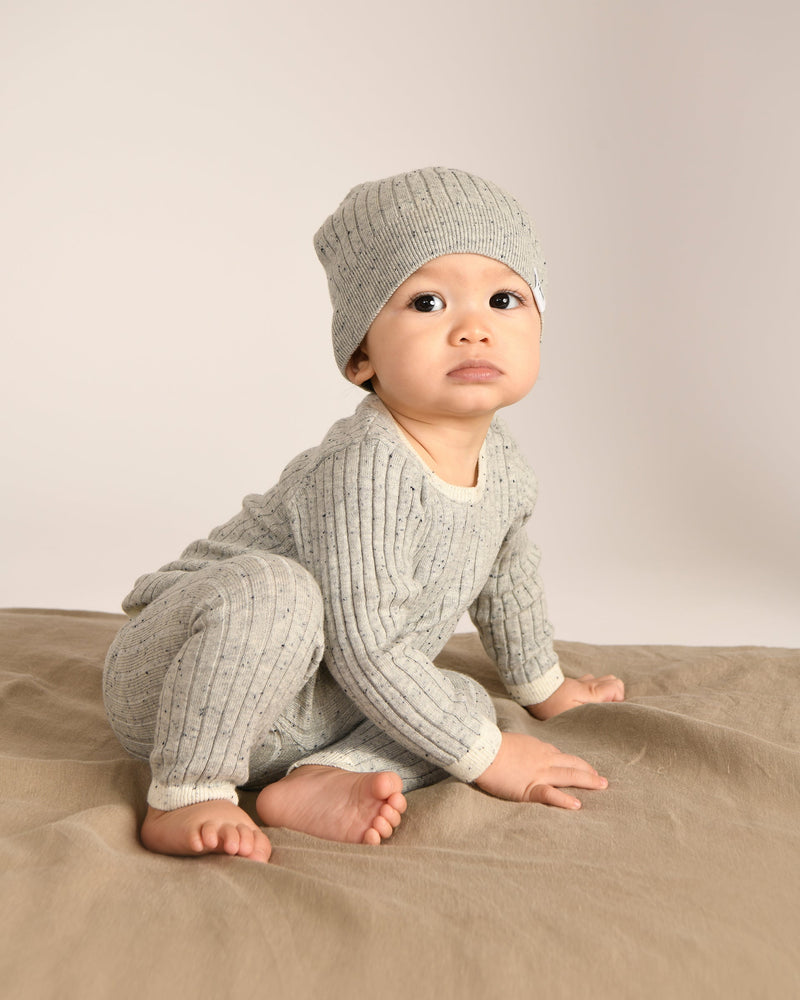 7AM - Long Sleeve Top - Hug Me