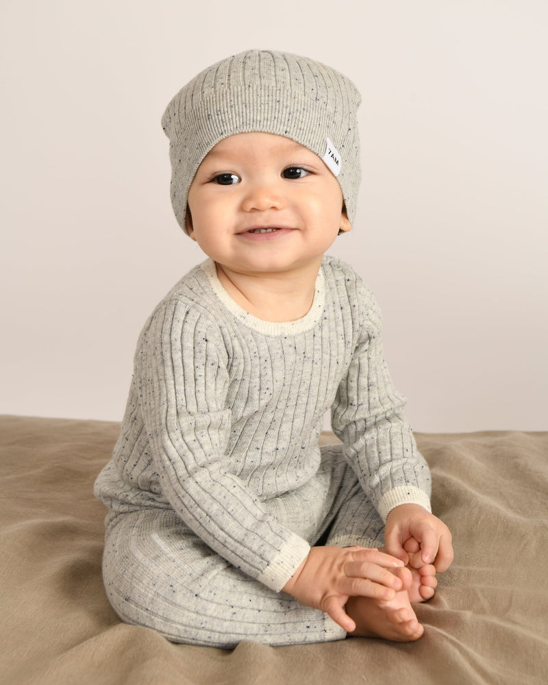 7AM - Long Sleeve Top - Hug Me