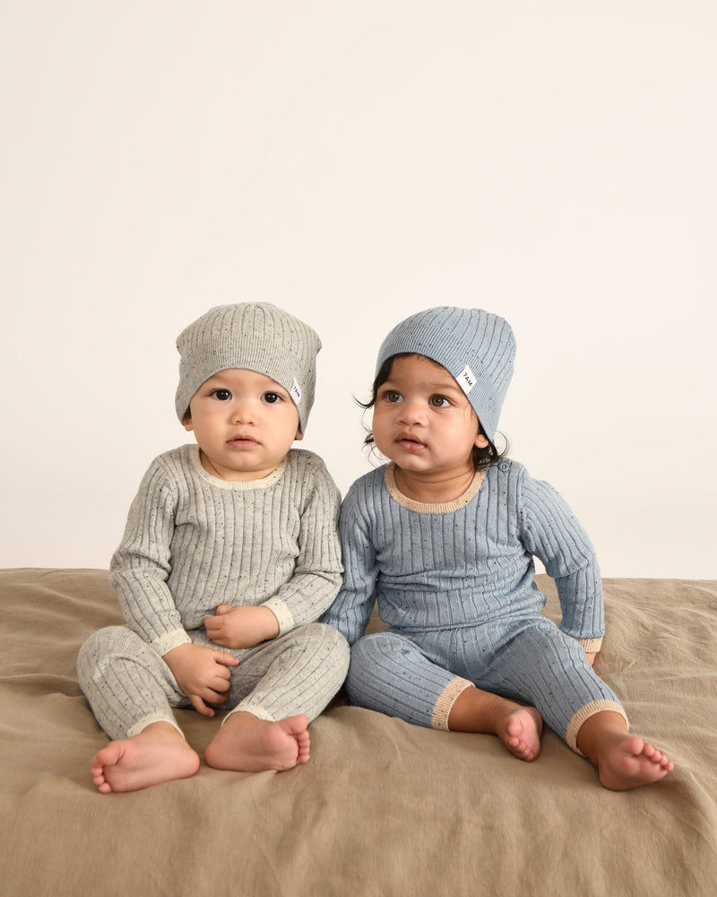 7AM - Long Sleeve Top - Hug Me