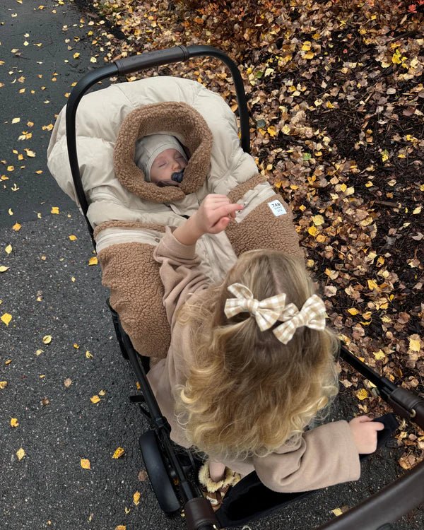 7AM - Car Seat Cocoon - Oat, Applique Cacao - 0 - 12M Mother & Baby