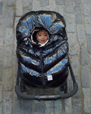 7AM - Car Seat Cocoon - Polar Mother & Baby Windproof and water - repellent; Ultra - lightweight insulation; Plush lining; Machine washable
