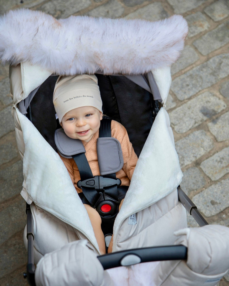 7AM - Car Seat Cocoon - Tundra Mother & Baby Heather Beige / White Faux Fur