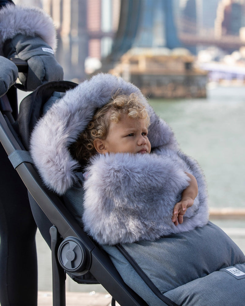 7AM - PlushPOD - Tundra Plush | Infant Lounger and Travel Sleep Pod Mother & Baby Heather Grey Dark - Arctic Faux Fur 0 - 18M