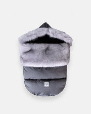 7AM - PlushPOD - Tundra Plush | Infant Lounger and Travel Sleep Pod Mother & Baby Heather Grey Dark - Arctic Faux Fur 0 - 18M