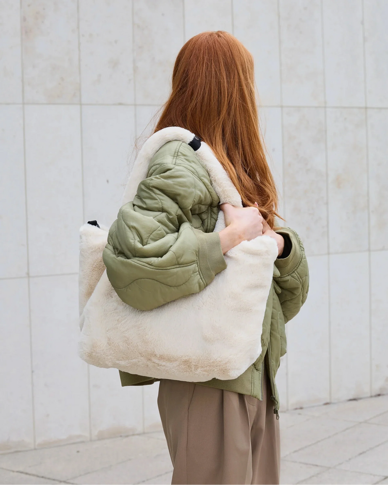 Ushuaia Tote - Arctic Faux Fur