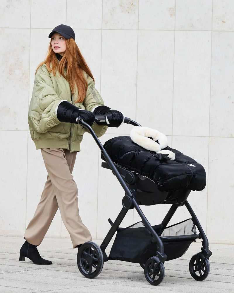 Car Seat Cocoon • Ushuaia / Liquid Shine