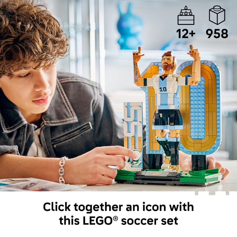 LEGO Editions Lionel Messi Soccer Legend 43015