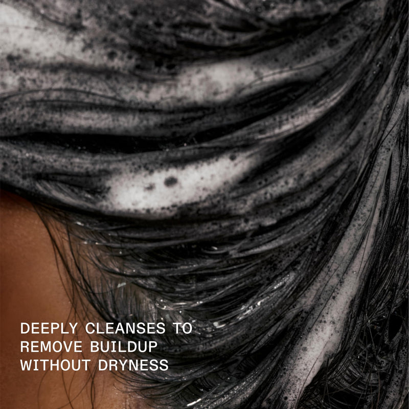Olaplex No. 4C Bond Maintenance Clarifying Shampoo, 250 mL