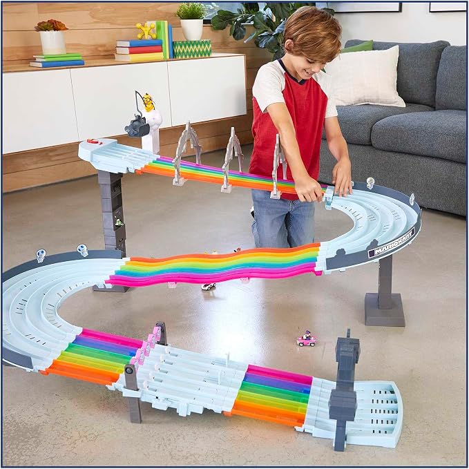 Hot Wheels - Mario Kart Rainbow Road Track Set