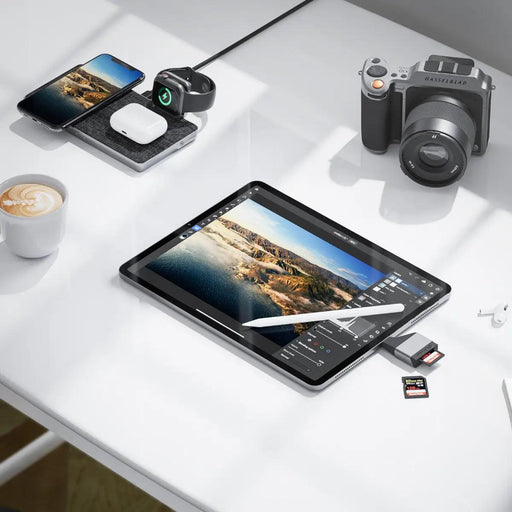 Alogic - Ultra Mini USB-C to SD and Micro SD card reader Adapter - Limolin 