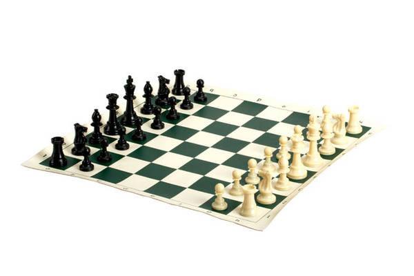 CHH Games - Chess - Plastic Tournament Chess Set - Limolin 