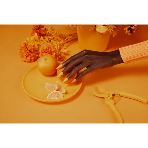 CND - Vinylux Among The Marigolds 0.5 oz #395 - Limolin 