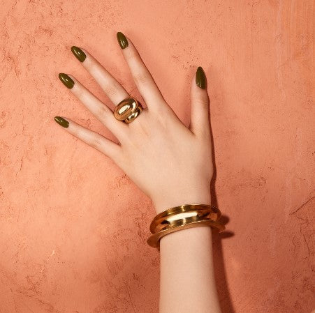 CND - Vinylux Olive Grove 0.5 oz Mediterranean Dream Summer Collection 2022 - Limolin 