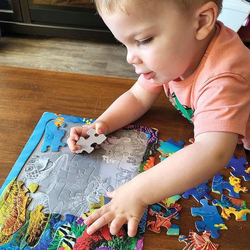 Cobble Hill - Undersea Turtle (35-Piece Puzzle Tray) - Limolin 