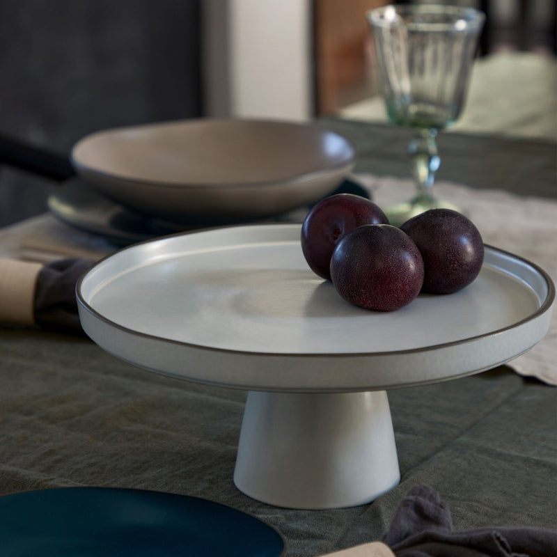 Costa Nova - Stacked Organic Footed plate - Limolin 