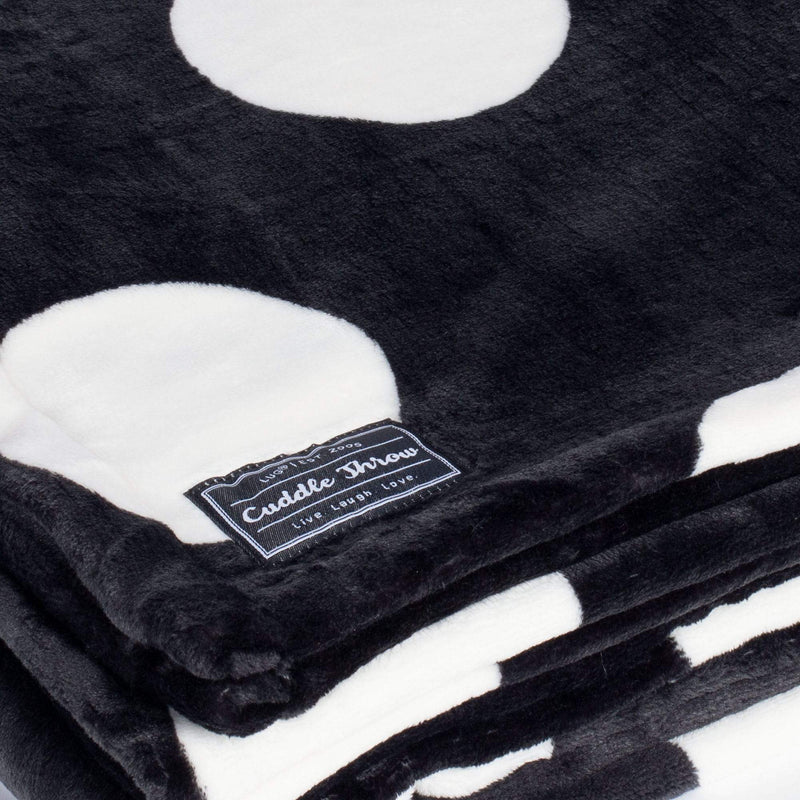 LUG - Cuddle Throw Blanket