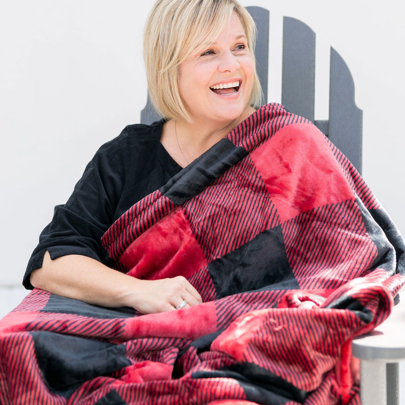 LUG - Cuddle Throw Blanket