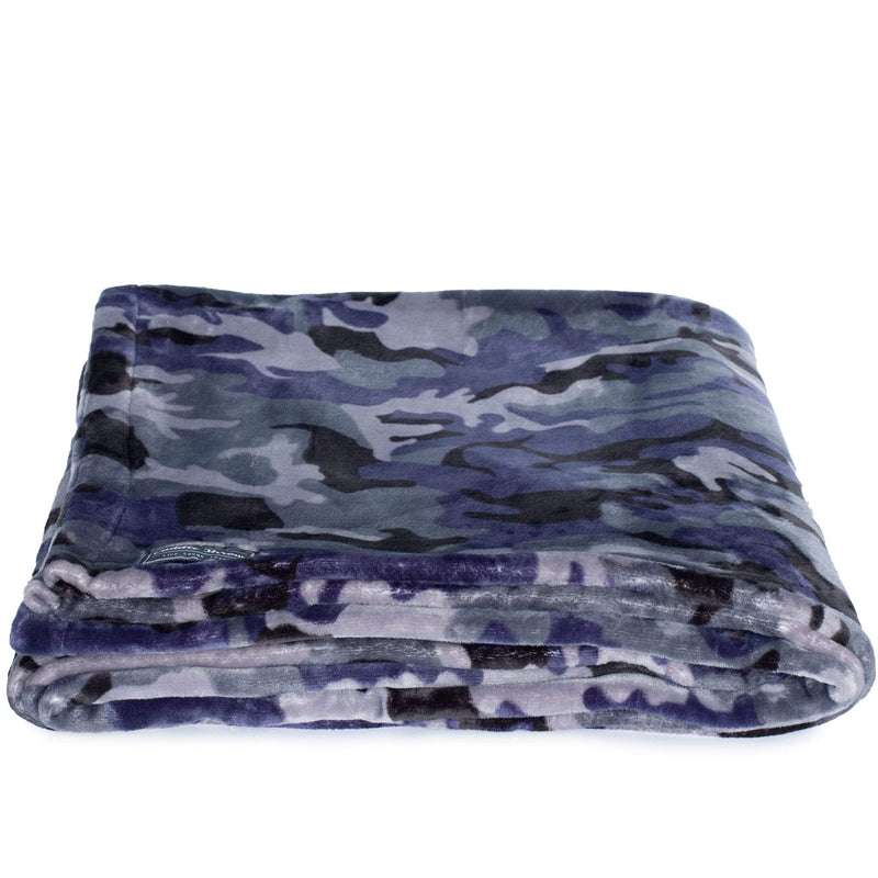 LUG - Cuddle Throw Blanket