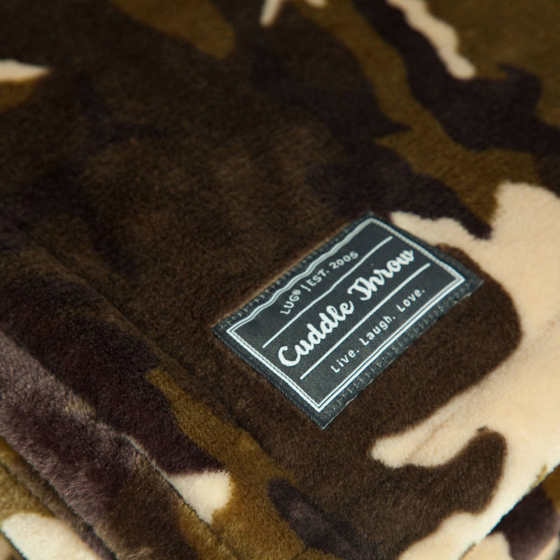 LUG - Cuddle Throw Blanket