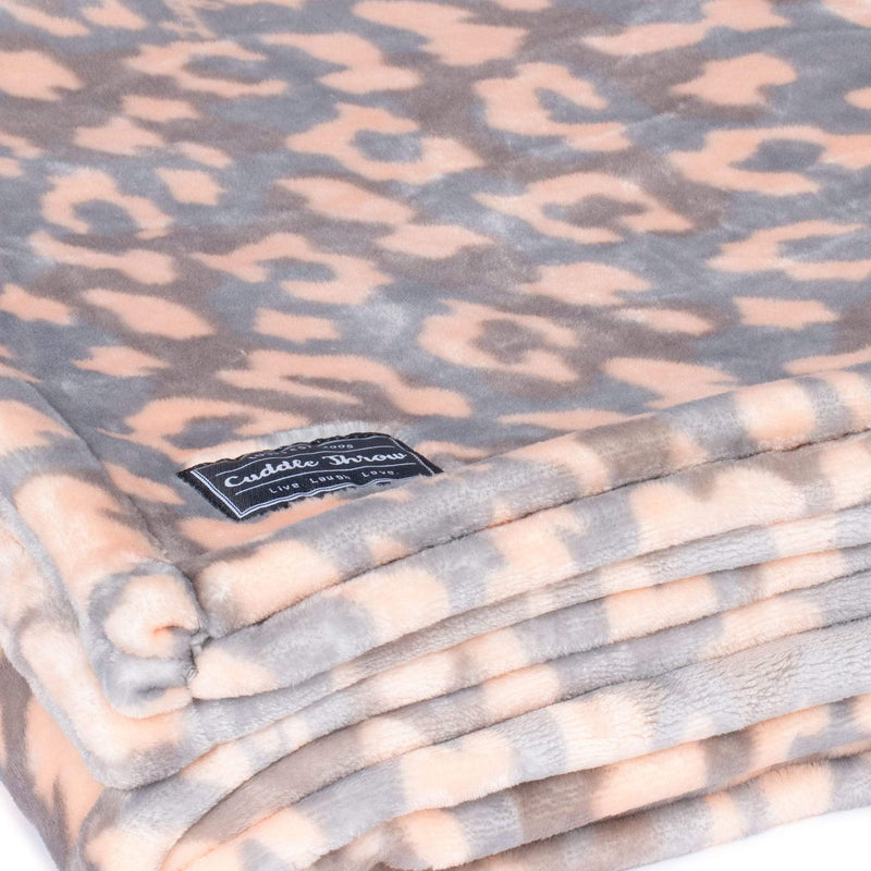 LUG - Cuddle Throw Blanket