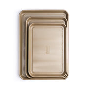 Cuisipro - Bakeware, Baking Sheet (M) 15.5x10.5x1" / 40x26.5x2.5cm, Carbon Steel - Limolin 