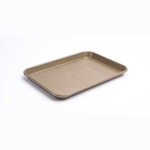 Cuisipro - Bakeware, Baking Sheet (S) 13.5x9.5x1" / 34.25x24 x2.5cm Carbon Steel - Limolin 