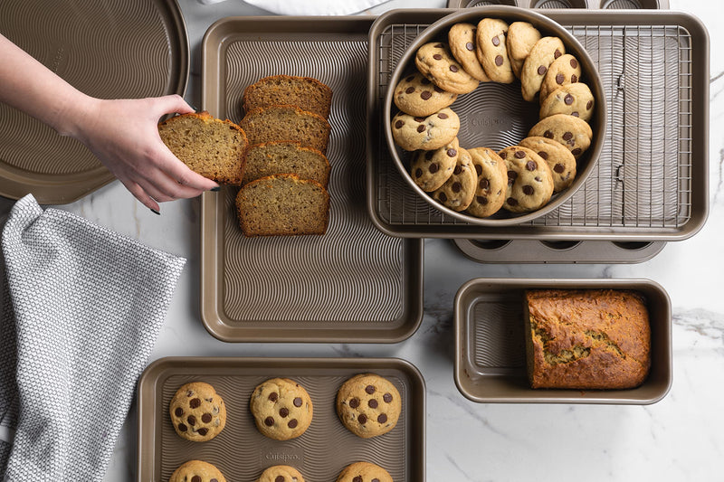 Cuisipro - Bakeware, Muffin Tray, 12 Cup 40x28.3x2.8cm carbon Carbon Steel - Limolin 