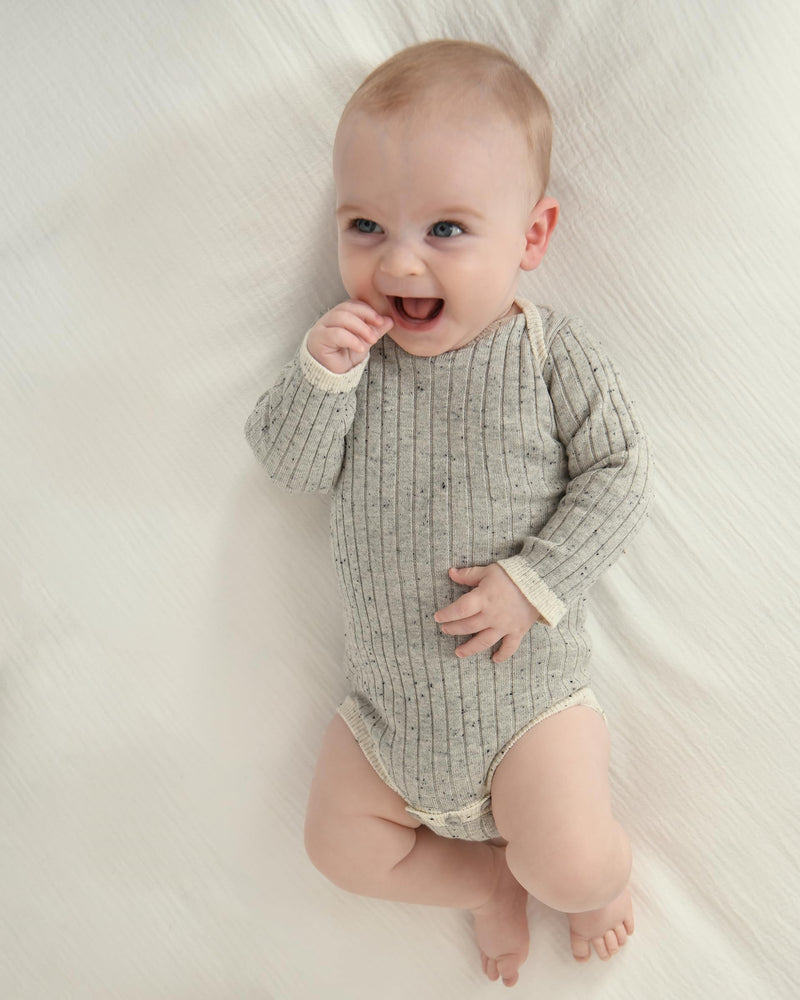 7AM - Long Sleeve Bodysuit - Hug Me