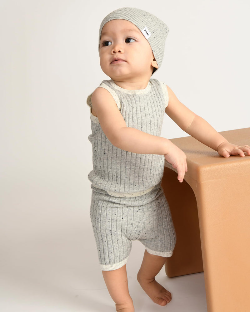 7AM - Tank Top - Hug Me