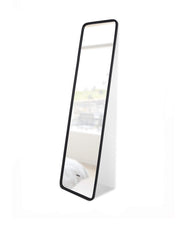 UMBRA - Hub Leaning Mirror _ Black