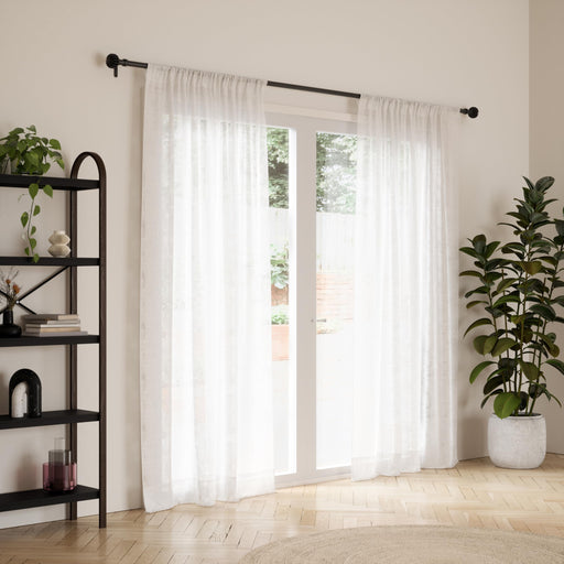 UMBRA - Finn Curtain Rod _ Eco-Friendly Matte-Black / 42-120" (107-305 cm) / 1" (2.5 cm)