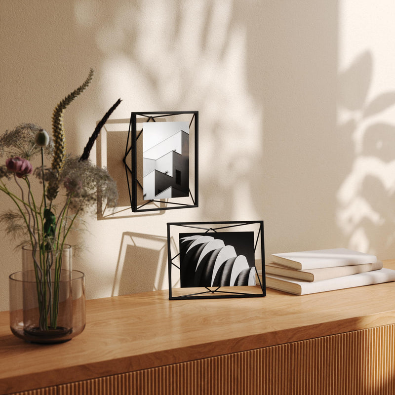 UMBRA - Prisma Picture Frame _ Black / 5x7" (13x18 cm)