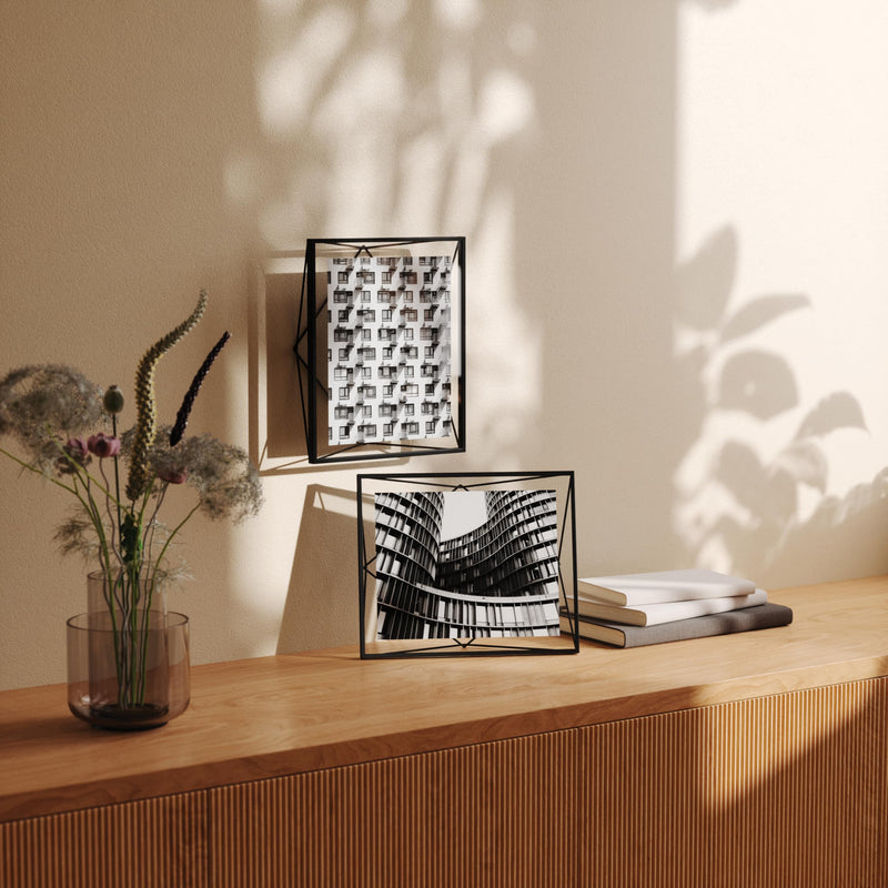 UMBRA - Prisma Picture Frame _ Black / 8x10" (20x25 cm)