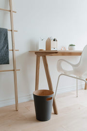 UMBRA - Woodrow Trash Can _ Charcoal