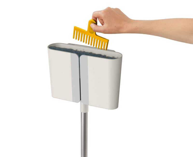 Joseph Joseph - CleanTech™ Wall-Mounted Broom
