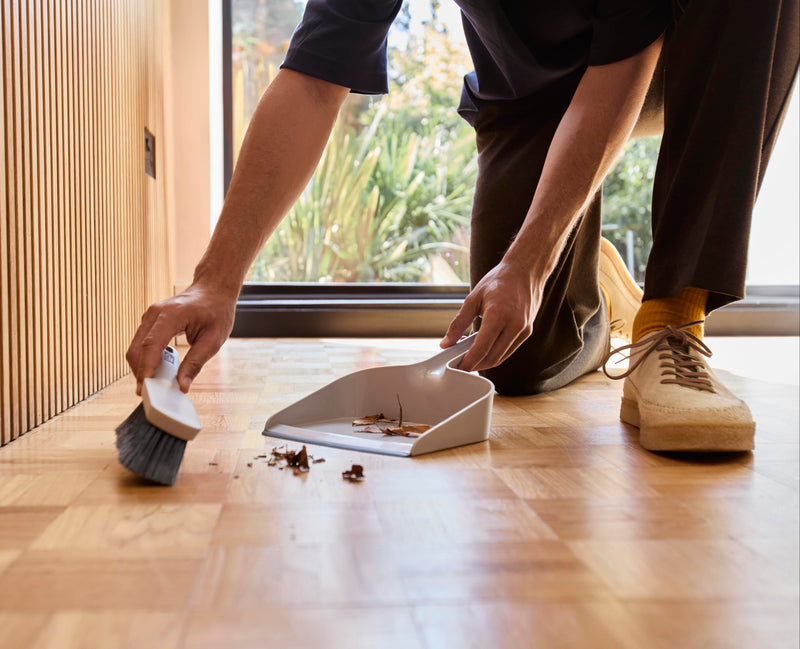 Joseph Joseph - CleanTech™ Wall-Mounted Dustpan Set