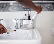Joseph Joseph - EasyStore™ Luxe Large Toothbrush Caddy