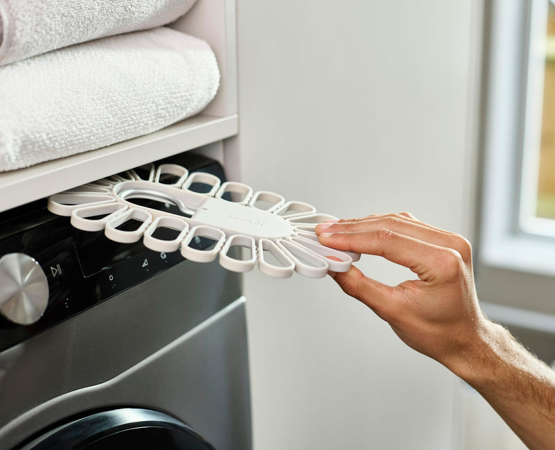 Joseph Joseph - Petal™ Quick Drying Hanger 22-grips