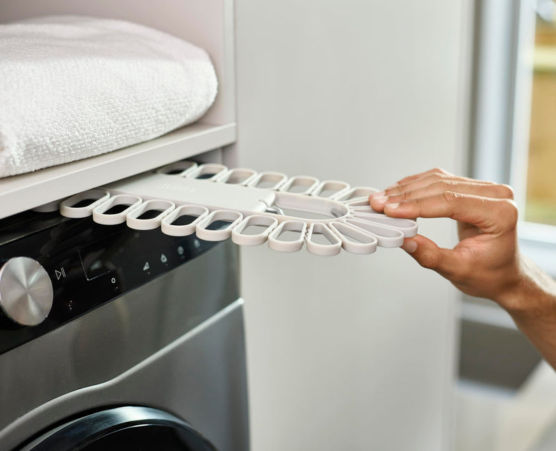 Joseph Joseph - Petal™ Quick Drying Hanger 32-grips