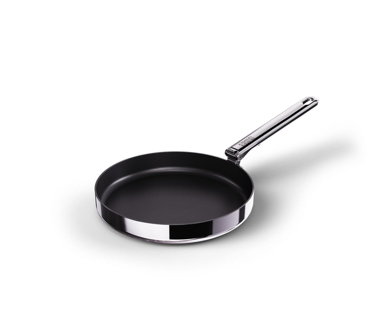 Joseph Joseph - SpaceSteel™ Non-Stick Frying Pans
