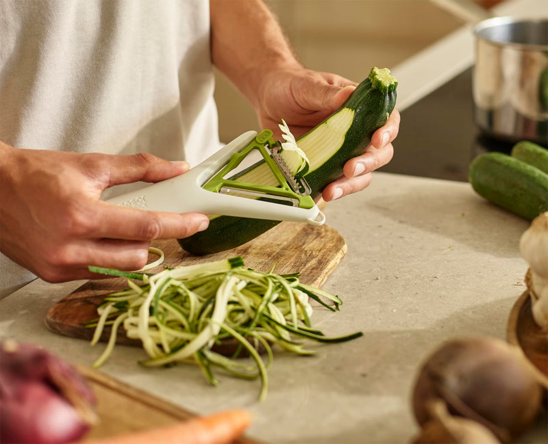 Joseph Joseph - Switch™ 2-in-1 Peeler