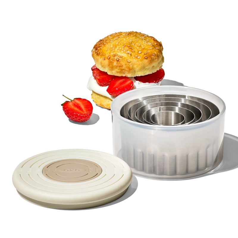 OXO - Double-Sided Cookie Cutters Set