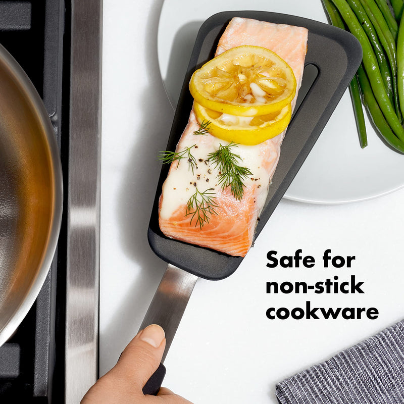 OXO - Flexible Omelet Turner
