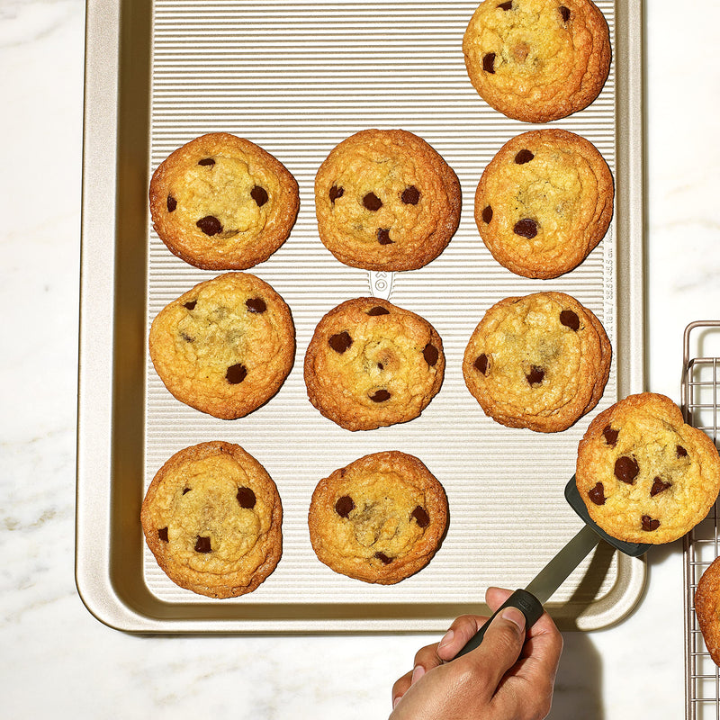 OXO - Non-Stick PRO Cookie Sheet