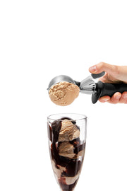 OXO - Trigger Ice Cream Scoop