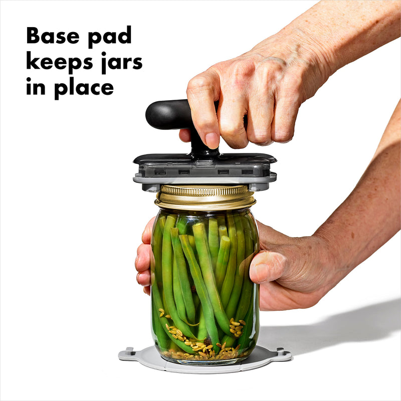 OXO - Twisting Jar Opener
